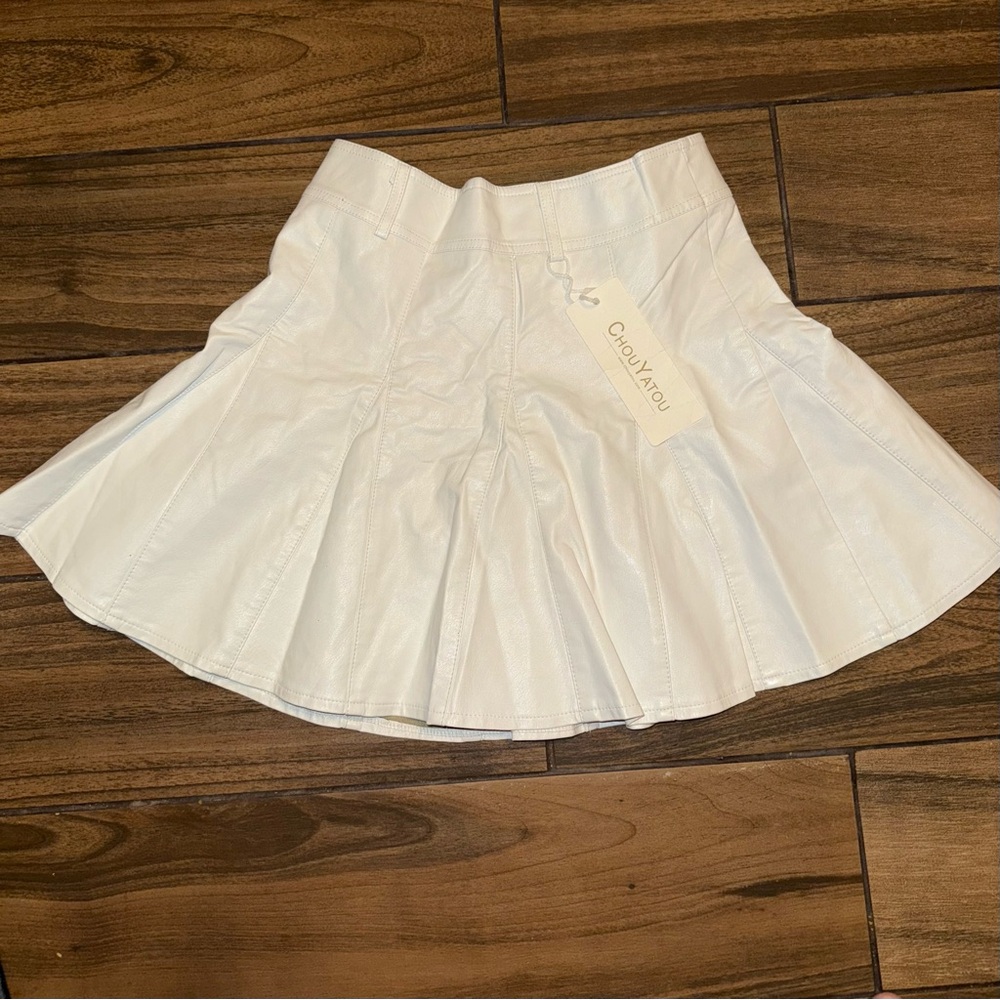 Women’s Casual Side Zipper Flare Pleated Faux Leather Skater Skirt Sz XS **New**